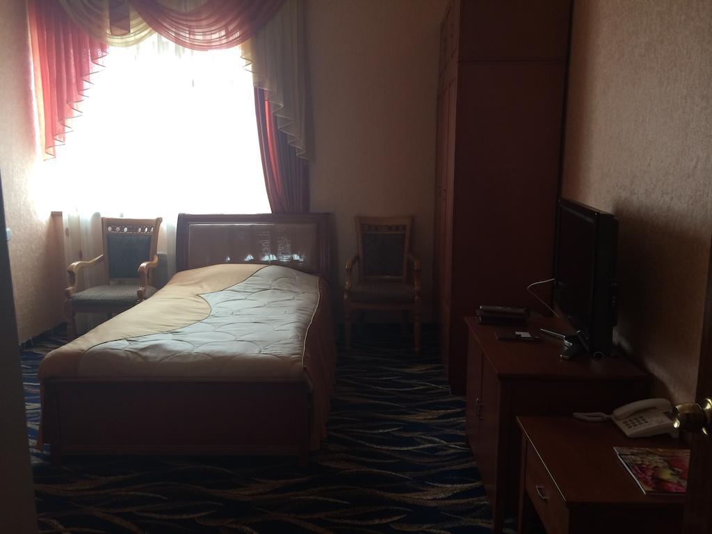 Nairi Hotel Jermuk Exterior photo