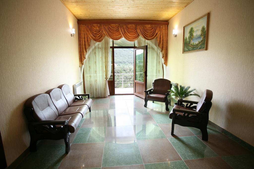 Nairi Hotel Jermuk Exterior photo
